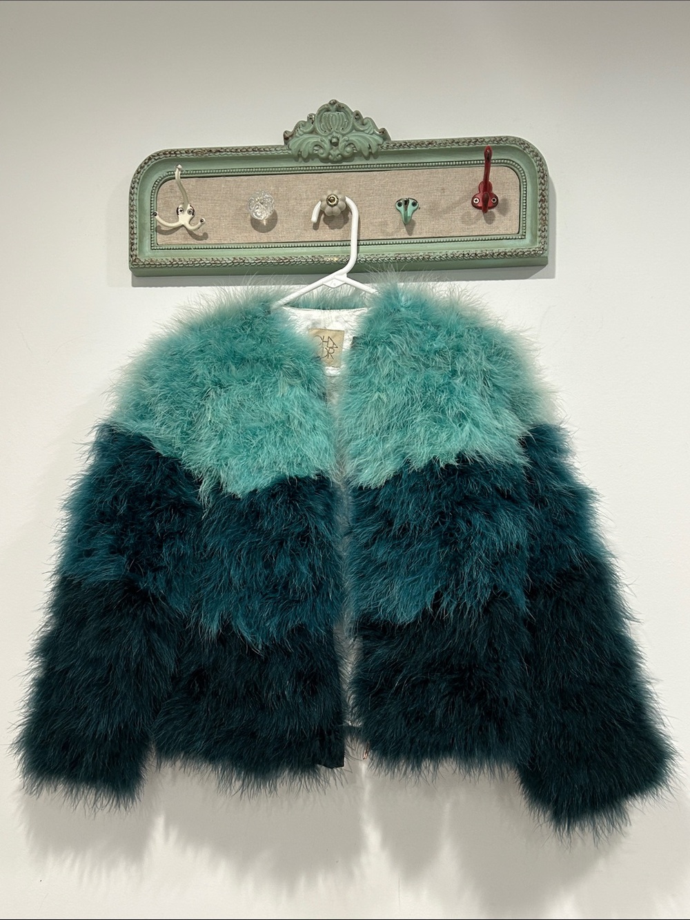 Chaser Teal Ombre Faux Fur feather Bomber Jacket zip up women’s medium nwot